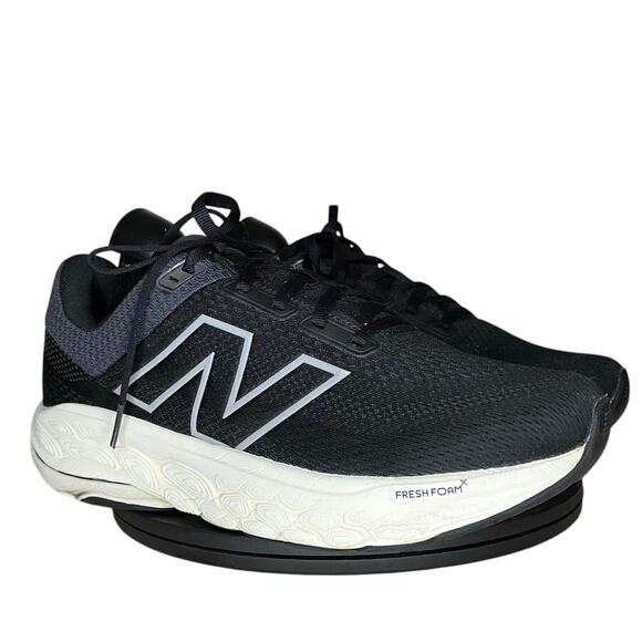 Men's New Balance Fresh Foam X 860v14 Mesh Athletic Running Sneaker Size 9 Black - Picture 3 of 5